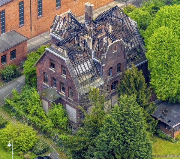 Aerial view, St. Marien Eickel Church at St. Marien Hospital, building fire at the outbuilding, Eickel, Herne, Ruhr area, North Rhine-Westphalia, Germany, demolition, place of worship, fire, DE, Europe, religious community, place of worship, holy place, church, parish, denomination, aerial view, aerial photography, aerial photography, religion, religious site, overview, decay, bird's-eye view, overview, destroyed building