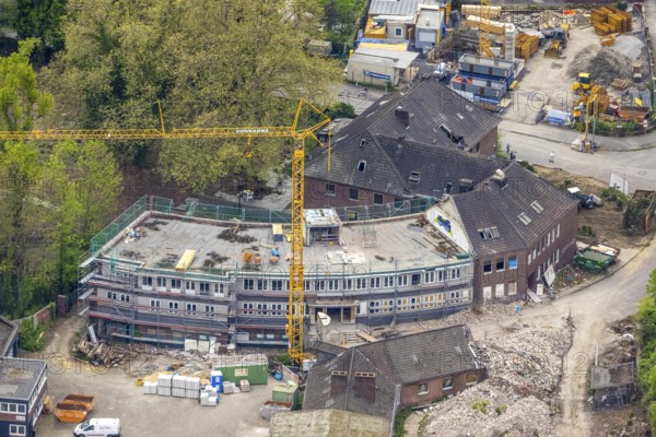Aerial view, former Heitkamp villa, construction site and new building for flats on Langkampstraße, Wanne-Süd, Herne, Ruhr area, North Rhine-Westphalia, Germany, construction work, construction area, construction site, building plots, construction crane, construction project, construction site, DE, Europe, property tax, real estate, aerial view, aerial photography, aerial photography, new building, overview, bird's eye view, living and living, residential buildings, birds-eyes view, overview