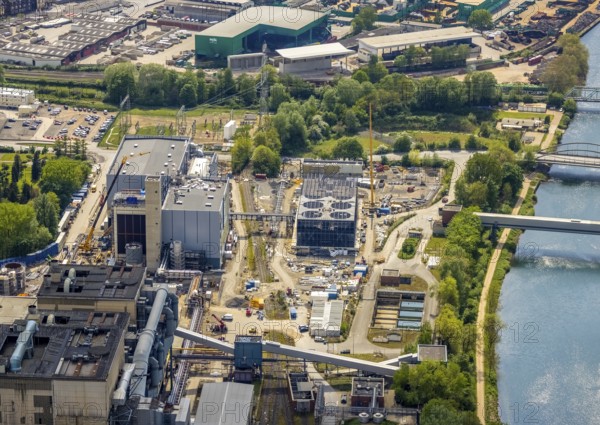 Aerial view, STEAG combined heat and power plant Herne, construction site new gas and steam power plant, Baukau-West, Herne, Ruhr area, North Rhine-Westphalia, Germany, construction work, construction, construction area, construction site, construction project, construction site, DE, E-Werk, Europe, district heating, CCGT power plant, Hertener Straße, power plant, aerial view, aerial photography, aerial photography, new construction, coal-fired power plant, overview, bird's eye view, birds-eyes view, overview