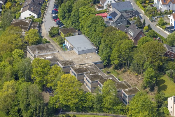 Aerial photo, Städt. Schule Schraberg, Ostend, Herdecke, Ruhr area, North Rhine-Westphalia, Germany, education, educational institution, DE, Europe, educational institute, aerial photo, aerial photography, aerial photography, school, overview, bird's-eye view, overview