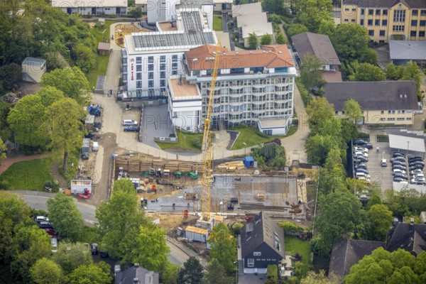 Aerial view, construction site and new construction at the retirement home GVS Herdecke, The View, Herdecke, Ruhr area, North Rhine-Westphalia, Germany, retirement home, retirement home, construction work, construction area, building site, building plots, construction crane, construction project, construction site, care and nursing, DE, Europe, non-profit association for social facilities, aerial view, aerial photography, aerial photography, new building, care facility, retirement home, retirement residence, retirement home, retirement centre, overview, bird's eye view, birds-eyes view, overview