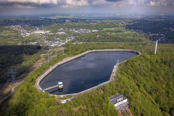 Aerial view, RWE pumped-storage power station at Lake Hengstey, Köpchenwerk, reservoir, Wittbräucke, Herdecke, Ruhr area, North Rhine-Westphalia, Germany, DE, Europe, Ruhr river, Lake Hengstey, aerial view, aerial photography, aerial photography, pumped-storage power station Köpchenwerk, RWE, lake, overview, bird's-eye view, forest area, birds-eyes view, overview