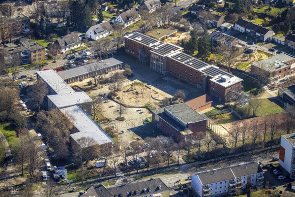 Aerial photo, Kolibri-Schule, Jean-Vogel-Straße, Hölkeskampring, Herne-Süd, Herne, Ruhr area, North Rhine-Westphalia, Germany, education, educational institution, DE, Europe, primary school, teaching institute, aerial photo, aerial photography, aerial photography, photovoltaics, photovoltaic system, solar, solar system, solar energy, solar energy, overview, bird's-eye view, birds-eyes view, overview