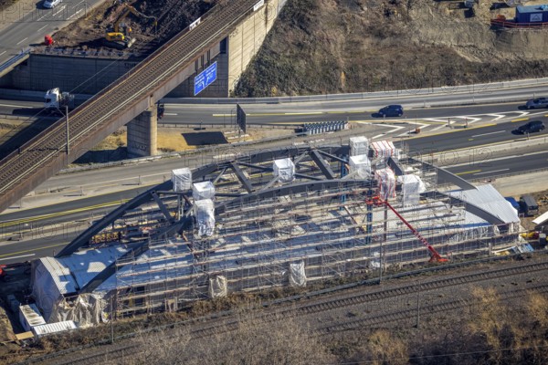 Aerial view, construction site bridge construction at Herne motorway junction, railway bridge, arch bridge, steel arch bridge, Herne-Mitte, Herne, Ruhr area, North Rhine-Westphalia, Germany, motorway A43, railway tracks, construction work, construction area, construction site, building plots, construction project, construction site, bridge, DE, Europe, aerial view, aerial photography, aerial photography, overview, bird's eye view, birds-eyes view, overview