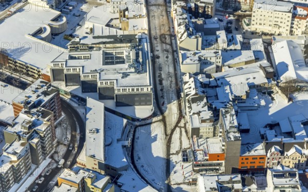 Aerial view, new building Herner Höfe, Q-Park Am Verweilplatz car park, Herne-Mitte, Herne, Ruhr area, North Rhine-Westphalia, Germany, Bahnhofstraße, DE, shopping centre, shopping square, shopping mall, Europe, aerial view, aerial photography, aerial photography, snow, shopping centre, overview, bird's eye view, winter, birds-eyes view, overview