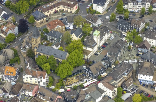 Aerial view, market, weekly market market, town hall and protestant church in the old town, market and market stalls, Herdecke, Ruhr area, North Rhine-Westphalia, Germany, Alte Stiftsstraße, old town, place of worship, authority, DE, Europe, pedestrian zone, religious community, place of worship, holy place, church, parish, denomination, aerial view, aerial photography, aerial photography, market place, market stalls, religion, religious site, city administration, overview, bird's eye view, birds-eyes view, overview