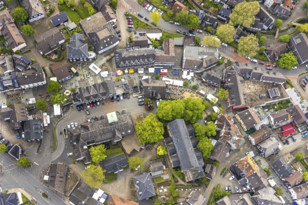Aerial view, market, weekly market market, old town with town hall, market and market stalls, Herdecke, Ruhr area, North Rhine-Westphalia, Germany, authority, DE, Europe, pedestrian zone, aerial view, aerial photography, aerial photography, market place, market stalls, town hall, city administration, overview, bird's eye view, bird's eye view, overview