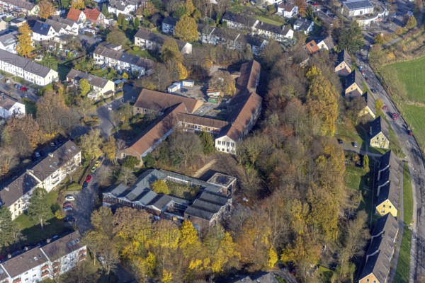 Aerial view, demolition work of the former primary school in the village and the former Albert Schweitzer School for the construction of a new residential neighbourhood in the Westende district of Herdecke, Ruhr area, North Rhine-Westphalia, Germany, demolition work, DE, Europe, Herdecke, aerial view, aerial photography, aerial photography, school, overview, bird's-eye view, residential complex, residential neighbourhood, birds-eyes view, overview