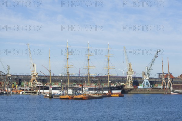 German Harbour Museum with four-masted barque Peking in the Hansa Harbour, Veddel, Hamburg, Germany