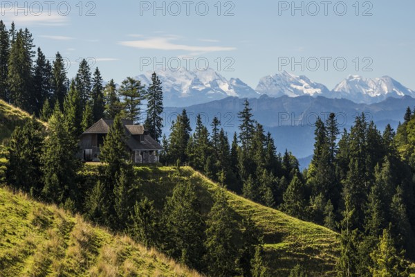 Panorama, snow-covered mountains, Bernese Oberland, view from Lüderenalp, Emmental, Canton of Bern, Switzerland