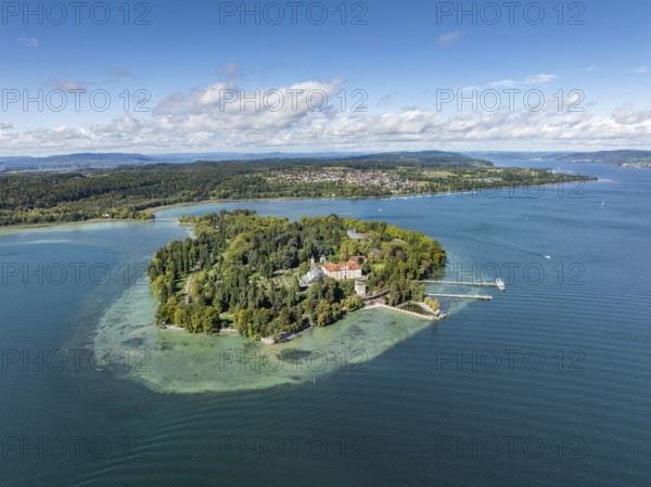 The island of Mainau in Lake Constance with the jetty and the baroque Mainau Castle, built between 1739 and 1746, aerial view, district of Constance, Baden-Württemberg, Germany