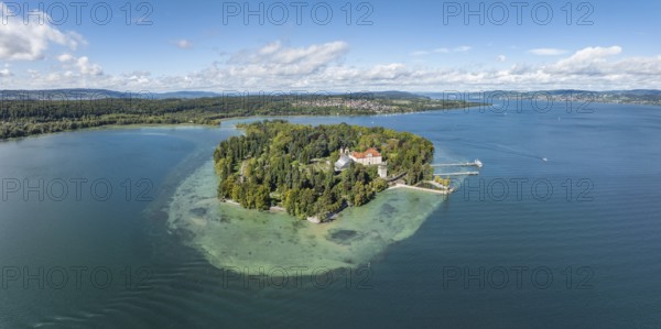 The island of Mainau in Lake Constance with the jetty and the baroque Mainau Castle, built between 1739 and 1746, aerial view, panorama, district of Constance, Baden-Württemberg, Germany