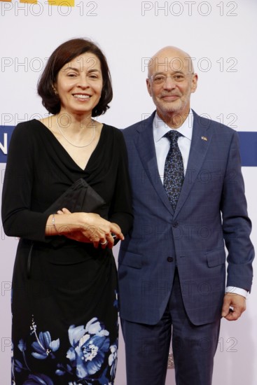 Alan Meltzer with his woman Anna Meltzer arriving at the Bertelsmann Summer Party 2025 at the Bertelsmann Representative Office in Berlin on 11 September 2025