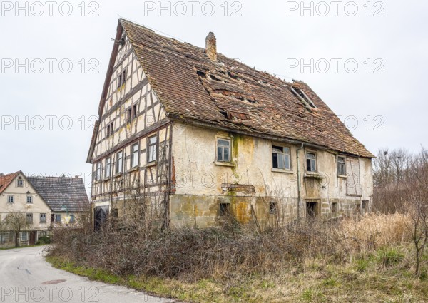 A rundown old farmhouse in Southern Germany