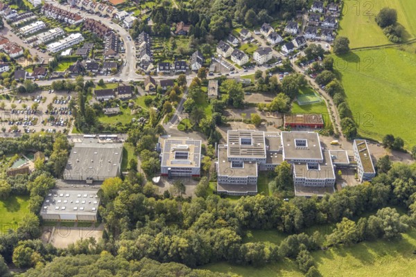 Aerial view, Gevelsberg Municipal Grammar School and Gymnasium and Sports Hall West in the Klostermark district of Gevelsberg, Ruhr area, North Rhine-Westphalia, Germany, education, educational institution, DE, Europe, Gevelsberg, grammar school, educational institute, aerial view, aerial photography, aerial photography, school, sports hall, overview, bird's-eye view, overview