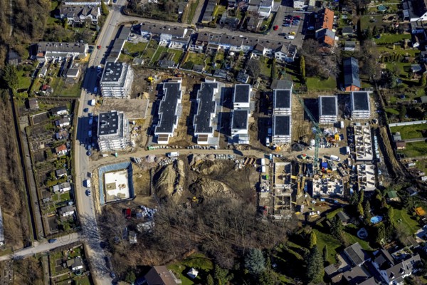 Aerial view, construction site, new development area at Rosenhügel, Alter Sportplatz, Otto-Hue-Straße, Brauck, Gladbeck, Ruhr area, North Rhine-Westphalia, Germany, construction work, building, construction area, building site, building plots, construction project, construction site, DE, Europe, property tax, real estate, aerial photograph, aerial photography, aerial photography, new construction, overview, bird's eye view, residential complex, living and living, residential area, residential buildings, residential quality, residential neighbourhood, residential estate, bird's eye view, overview