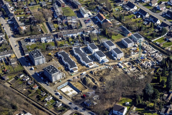 Aerial view, construction site, new development area at Rosenhügel, Alter Sportplatz, Otto-Hue-Straße, Brauck, Gladbeck, Ruhr area, North Rhine-Westphalia, Germany, construction work, building, construction area, building site, building plots, construction project, construction site, DE, Europe, property tax, real estate, aerial photograph, aerial photography, aerial photography, new construction, overview, bird's eye view, residential complex, living and living, residential area, residential buildings, residential quality, residential neighbourhood, residential estate, bird's eye view, overview