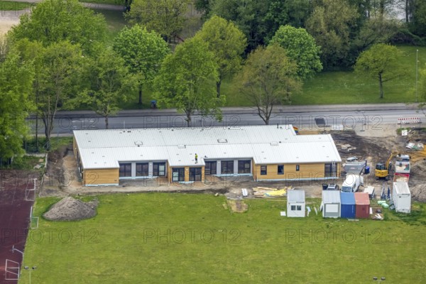 Aerial view, construction site and new building of modular kindergarten at Berliner Straße, Zweckel, Gladbeck, Ruhr area, North Rhine-Westphalia, Germany, DE, Europe, kindergarten, day nursery, day care centre, day nursery, aerial view, aerial photography, aerial photography, modular KITA, overview, bird's-eye view, overview
