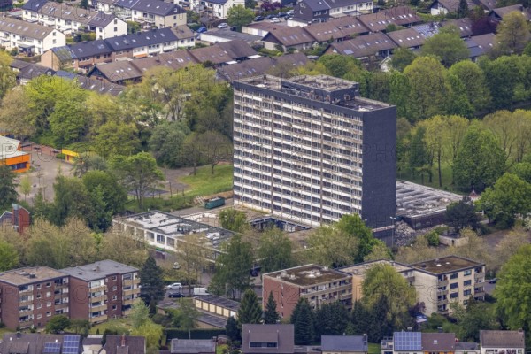 Aerial view, planned demolition high-rise business centre Rentfort-Nord, Schwechater Straße, Rentfort, Gladbeck, Ruhr area, North Rhine-Westphalia, Germany, demolition, DE, Europe, high-rise, high-rise ruins, aerial view, aerial photography, aerial photography, overview, bird's-eye view, overview