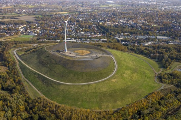 Aerial view, Mottbruchhalde with wind turbine in the district Brauck in Gladbeck, Ruhr area, North Rhine-Westphalia, Germany, DE, Europe, Gladbeck, aerial view, aerial photography, aerial photography, overview, bird's-eye view, WEA, wind energy, wind turbine, wind power, wind energy plant, wind turbines, birds-eyes view, overview