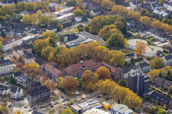 Aerial photography, Gladbeck police, Wittringer Schule and Werner-von-Siemens-Realschule as well as RWW Rheinisch-Westfälische Wasserwerksgesellschaft mbH in Gladbeck, Ruhr area, North Rhine-Westphalia, Germany, eye of the law, education, educational institution, DE, Europe, Gladbeck, educational institute, aerial photograph, aerial photography, aerial photography, law enforcement officer, police, police station, police station, secondary school, school, state authority, state power, drinking water reservoir, drinking water supply, overview, bird's eye view, birds-eyes view, overview
