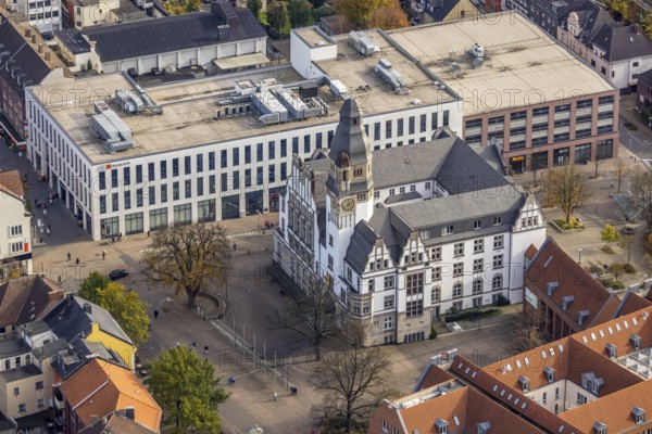 Aerial view, City Hall and Stadtsparkasse Gladbeck high-rise building in Gladbeck, Ruhr area, North Rhine-Westphalia, Germany, authority, citizens' office, DE, Europe, finance, Gladbeck, aerial view, aerial photography, aerial photography, city hall, savings bank, overview, bird's-eye view, overview