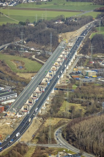Aerial view of the Lennetal bridge, motorway A45 Sauerlandlinie shortly in front of the lane shift, Lennetal, Hagen, Ruhr area, North Rhine-Westphalia, Germany, DE, Europe, aerial photo, birds-eyes view, aerial photograph, aerial photography, aerial photography, overview, bird's eye view, traffic infrastructure, Sauerlandlinie, motorway bridge A45, Lennetal bridge, motorway maintenance depot Hagen, Autobahn.de