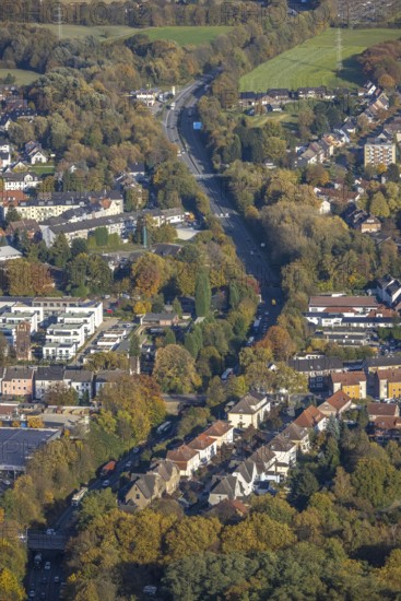 Aerial view, The Essener Straße federal road B224 in the district Butendorf in Gladbeck, Ruhr area, North Rhine-Westphalia, Germany, DE, Europe, Gartenstraße, Gladbeck, green trees, autumn colours, aerial view, aerial photography, aerial photography, overview, bird's eye view, residential complex, birds-eyes view, overview