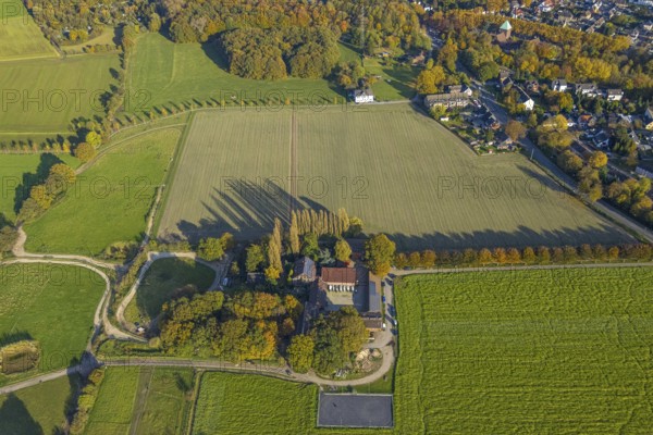 Aerial view, riding stable Bottroper Straße in the district Ellinghorst in Gladbeck, Ruhr area, North Rhine-Westphalia, Germany, DE, Europe, Gladbeck, aerial view, aerial photography, aerial photography, horses, equestrian sports, riding centre, riding stable, overview, bird's-eye view, overview