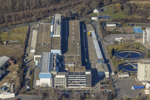 Aerial view, printing and publishing centre Hagen-Bathey, Funke newspaper printing plant, Boele, Hagen, Ruhr area, North Rhine-Westphalia, Germany, DE, printing plant, Europe, commercial enterprises, commercial area, commercial location, commercial use, Hohensyburgstraße, industrial area, industrial building, industrial location, aerial view, aerial photography, aerial photography, overview, publisher, bird's eye view, birds-eyes view, overview