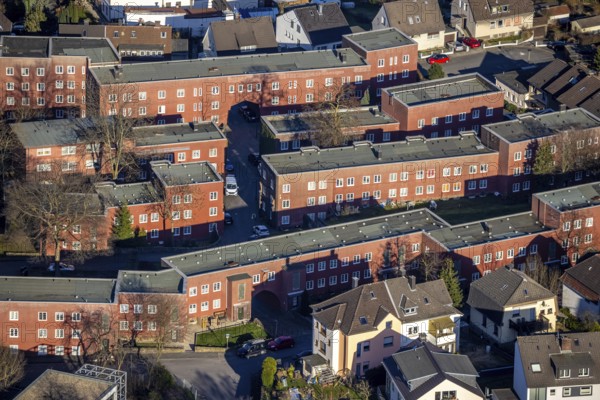 Aerial view, residential area Cunosiedlung, historic Bauhaus estate, Kuhlerkamp, Wehringhausen, Hagen, Ruhr area, North Rhine-Westphalia, Germany, DE, monument protection, Europe, property tax, real estate, aerial view, aerial photography, aerial photography, multi-family houses, apartment buildings, terraced houses, overview, bird's eye view, residential complex, living and living, residential area, residential buildings, quality of living, residential neighbourhood, housing estate, birds-eyes view, overview, Bauhaus, Bauhaus style