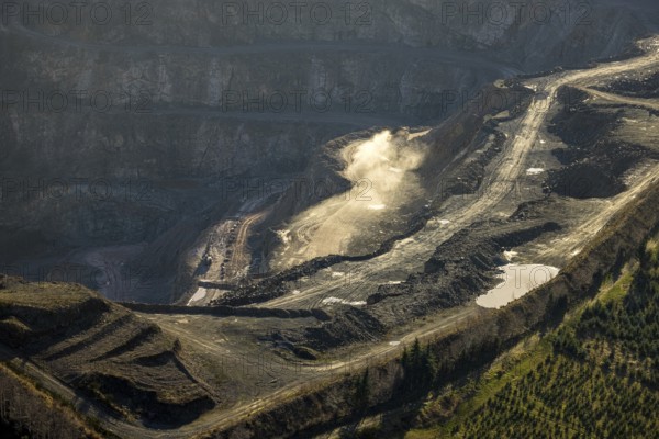 Aerial view, greywacke quarry Hagen-Ambrock, Eilpe, Hagen, Ruhr area, North Rhine-Westphalia, Germany, DE, Europe, Holcim Kies und Splitt GmbH, Im Hamperbach, aerial view, aerial photography, aerial photography, quarry, overview, bird's-eye view, birds-eyes view, overview