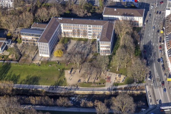 Aerial view, Ricarda-Huch-Gymnasium and pupils in the park, central city, Hagen, Ruhr area, North Rhine-Westphalia, Germany, education, educational institution, DE, Europe, grammar school, teaching institute, aerial view, aerial photography, aerial photography, park at Ricarda-Huch-Gymnasium, school, playground, overview, bird's-eye view, overview