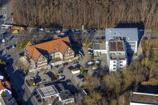 Aerial view, Edeka supermarket and residential building, lawyer's building with multi-storey car park, university district, Hagen, Ruhr area, North Rhine-Westphalia, Germany, DE, shopping markets, shopping square, shopping centre, Europe, Fleyer Straße, aerial view, aerial photography, aerial photography, local supply centre, multi-storey car park, supermarket, overview, bird's-eye view, overview