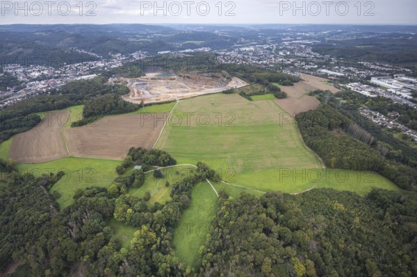 Aerial photograph, Steltenberg quarry in the Oege district of Hohenlimburg in Hagen, Ruhr area, North Rhine-Westphalia, Germany, DE, Europe, Hagen, Hohenlimburger Kalkwerke GmbH, Steltenberg nature reserve, aerial photograph, aerial photography, aerial photography, nature reserve, quarry, overview, bird's-eye view, bird's-eye view, overview