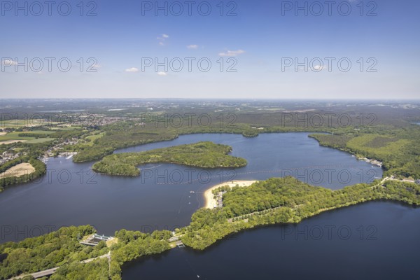 Aerial view, preparation for the bathing season, Haltern reservoir, Haltern south beach with sandy beach, Haltern town, Haltern am See, Ruhr area, North Rhine-Westphalia, Germany, DE, Europe, Gelsenwasser AG, Hullerner Straße, island in the lake, aerial view, aerial photography, aerial photography, lake, reservoir, overview, bird's-eye view, Gelsenwasser AG waterworks, birds-eyes view, overview