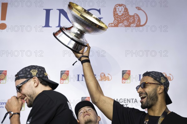 After winning the European Basketball Championship on 14 September 2025 in Riga Latvia with an 88:83 victory over Turkey, the winners of the German national basketball team will be welcomed in Frankfurt am Main on 15 September 2025. The most valuable player of the tournament was the German national player Dennis Schröder. With the 9th victory in the 9th game, the DBB team won its first ever European Championship title, around 2 years after winning the World Championship, Frankfurt am Main, Hesse, Germany
