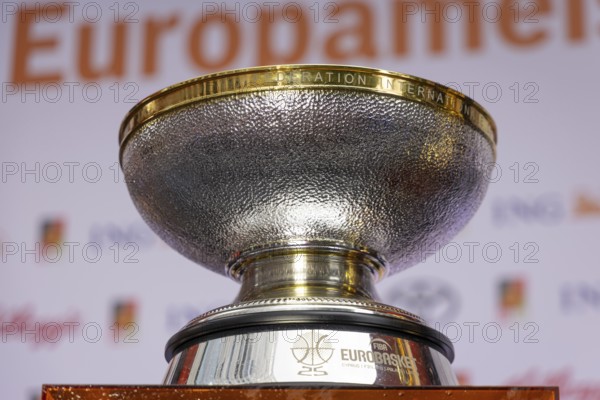 After winning the European Basketball Championship on 14 September 2025 in Riga Latvia with an 88:83 victory over Turkey, the winners of the German national basketball team will be welcomed in Frankfurt am Main on 15 September 2025. The most valuable player of the tournament was the German national player Dennis Schröder. With the 9th victory in the 9th game, the DBB team won its first ever European Championship title, around 2 years after winning the World Championship, Frankfurt am Main, Hesse, Germany