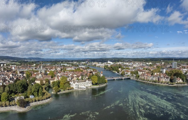 Aerial view, panorama of Lake Constance with the Seerhein, also Rhine funnel and the old town of Constance with the city garden, park on the lakeshore, promenade, on the right the Steigenberger Inselhotel, former Dominican monastery, next to it the old Rhine bridge, where the Rhine officially begins at kilometre zero, on the right the district of Petershausen, district of Constance, Baden-Württemberg, Germany