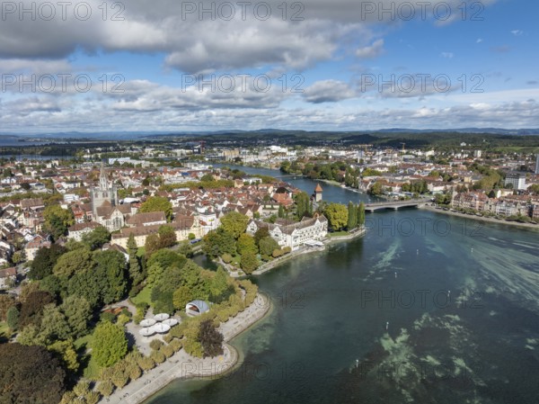 Aerial view of Lake Constance with the Seerhein, also Rhine funnel and the old town of Constance with the city garden, park on the lakeshore, promenade, on the right the Steigenberger Inselhotel, former Dominican monastery, next to it the old Rhine bridge, where the Rhine officially begins at kilometre zero, on the right the district Petershausen, district of Constance, Baden-Württemberg, Germany