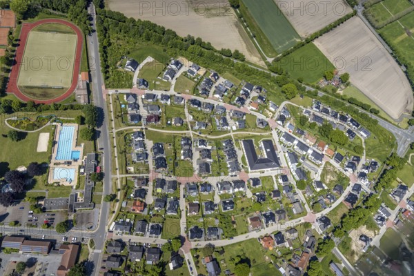 Aerial view, residential area Maximilian-Kolbe-Straße, Alloheim Senioren-Residenz Sythen am See, open-air swimming pool Sythen, Sythen, Haltern am See, Ruhr area, North Rhine-Westphalia, Germany, retirement home, old people's home, retirement home, bathing establishment, bathing resort, care and nursing, DE, Dietrich-Bonhoeffer-Weg, Europe, open-air swimming pool, leisure activities, property tax, real estate, aerial view, aerial photography, aerial photography, care facility, swimming pool, swimming pool, retirement home, retirement residence, retirement home, senior centre, overview, bird's-eye view, residential complex, living and life, residential area, residential buildings, residential quality, housing estate, birds-eyes view, overview