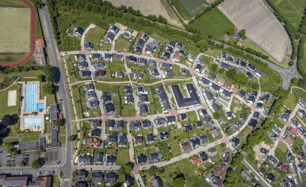 Aerial view, residential area Maximilian-Kolbe-Straße, Alloheim Senioren-Residenz Sythen am See, open-air swimming pool Sythen, Sythen, Haltern am See, Ruhr area, North Rhine-Westphalia, Germany, retirement home, old people's home, retirement home, bathing establishment, bathing resort, care and nursing, DE, Dietrich-Bonhoeffer-Weg, Europe, open-air swimming pool, leisure activities, property tax, real estate, aerial view, aerial photography, aerial photography, care facility, swimming pool, swimming pool, retirement home, retirement residence, retirement home, senior centre, overview, bird's-eye view, residential complex, living and life, residential area, residential buildings, residential quality, housing estate, birds-eyes view, overview
