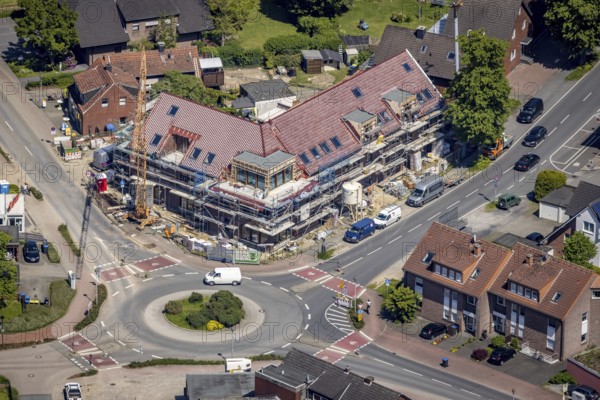 Aerial view, construction site and new building Hellweg / Thiestraße at roundabout, Sythen, Haltern am See, Ruhr area, North Rhine-Westphalia, Germany, construction work, construction area, building site, building plots, construction measure, construction project, construction site, DE, Europe, roundabout, roundabout, aerial view, aerial photography, aerial photography, new building, overview, bird's eye view, overview