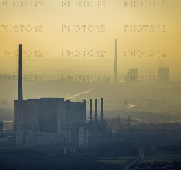 Aerial view of RWE Power AG power plant Gersteinwerk in backlight and STEAG power plant Bergkamen at the Datteln-Hamm canal in Hamm, Ruhr area, North Rhine-Westphalia, Germany, DE, steam power plant, energy, energy supplier, energy industry, Europe, commercial enterprises, commercial area, commercial park, commercial location, commercial use, Hamm, Hammer Straße, industrial plants, industrial area, industrial building, industrial location, chimney, power plant, cooling towers, aerial view, aerial photograph, aerial photography, aerial photography, Rhine-Ruhr metropolitan region, overview, bird's-eye view, birds-eyes view, overview