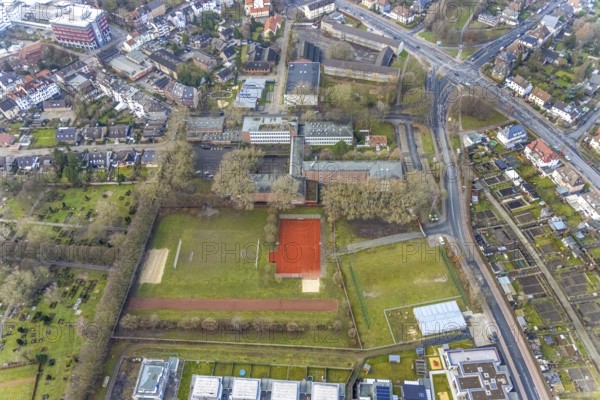 Aerial view Beisenkamp-Gymnasium with sports facilities in Hamm, Ruhr area, North Rhine-Westphalia, Germany, Am Beisenkamp, education, educational institution, DE, Europe, grammar school, Hamm, educational institute, aerial view, aerial photograph, aerial photography, aerial photography, Rhine-Ruhr metropolitan region, school, sports, sports facilities, sports field, sports facility, overview, bird's-eye view, bird's-eye view, overview
