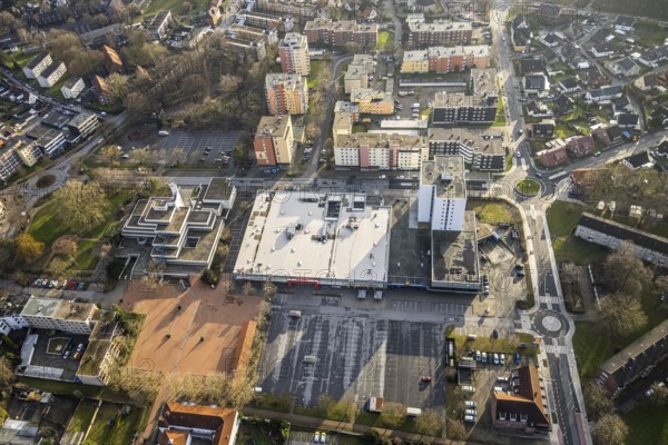 Aerial view Rathauscenter and Kommunales Jobcenter Hamm AöR in Hamm, Ruhr area, North Rhine-Westphalia, Germany, authority, DE, shopping centre, shopping markets, shopping place, shopping centre, Europe, Hamm, roundabout, aerial view, aerial photograph, aerial photography, aerial photography, Rhine-Ruhr metropolitan region, local supply centre, shopping centre, overview, bird's-eye view, overview