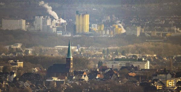 Aerial view of St. Pancratius Church with a view of the harbour and the Jäckering Group mill in Hamm, Ruhr area, North Rhine-Westphalia, Germany, DE, Europe, Hamm, aerial view, aerial photography, aerial photograph, aerial photography, Rhine-Ruhr metropolitan region, Pankratiusplatz, overview, bird's-eye view, overview