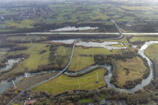 Aerial view of the nature reserve Am Tibaum, river Lippe meander and Datteln-Hamm canal, water weir with fish ladder, Hamm, Ruhr area, North Rhine-Westphalia, Germany, DE, Europe, landscape, aerial view, aerial photograph, aerial photography, aerial photography, Rhine-Ruhr metropolitan region, nature reserve, nature reserve, overview, bird's eye view, overview