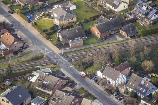 Aerial view railway crossing Doenchstraße in Hamm, Ruhr area, North Rhine-Westphalia, Germany, railway tracks, railway crossing, DE, Deutsche Bahn AG, Europe, railway tracks, Hamm, aerial view, aerial photograph, aerial photography, aerial photography, Rhine-Ruhr metropolitan region, overview, bird's eye view, birds-eyes view, overview
