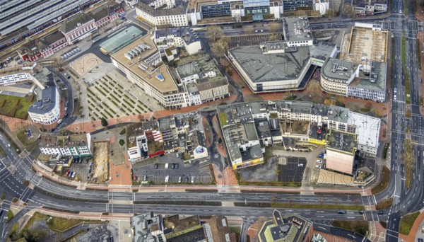 Aerial view city centre view commercial buildings Bahnhofstraße in Hamm, Ruhr area, North Rhine-Westphalia, Germany, federal road B63, City, DE, Europe, commercial buildings, Hamm, city centre, aerial view, aerial photograph, aerial photography, aerial photography, Rhine-Ruhr metropolitan region, city centre, overview, bird's eye view, bird's eye view, overview